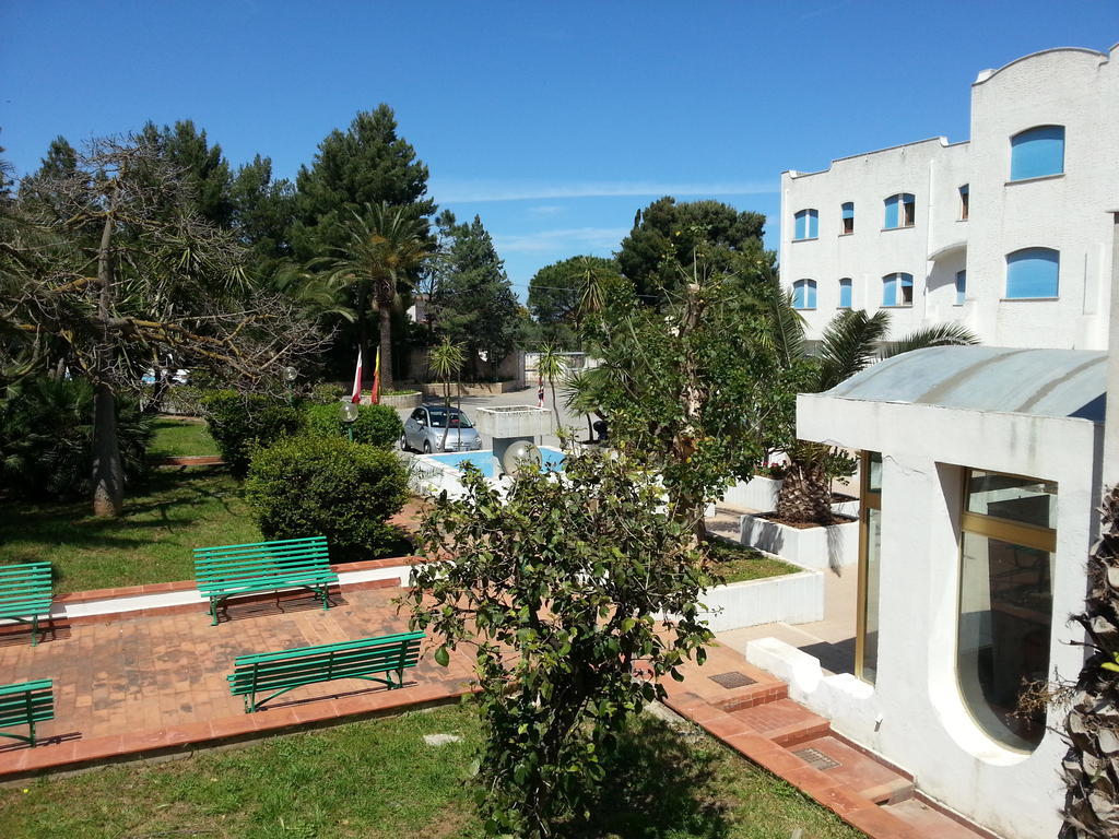Hotel Azzolini Villagrazia Di Carini 외부 사진